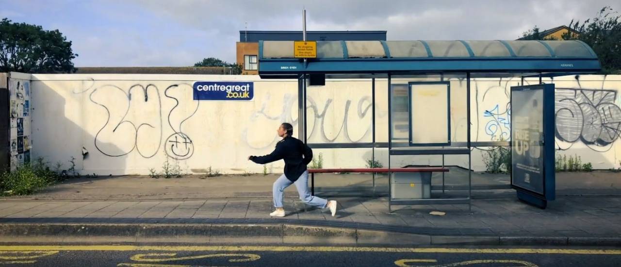 Aisha running through butetown